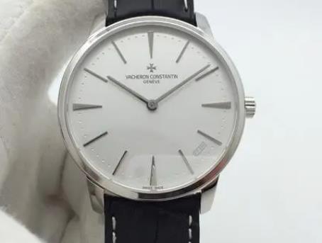江诗丹顿Patrimony Contemporaine 1731机芯超薄三问腕表（图2）